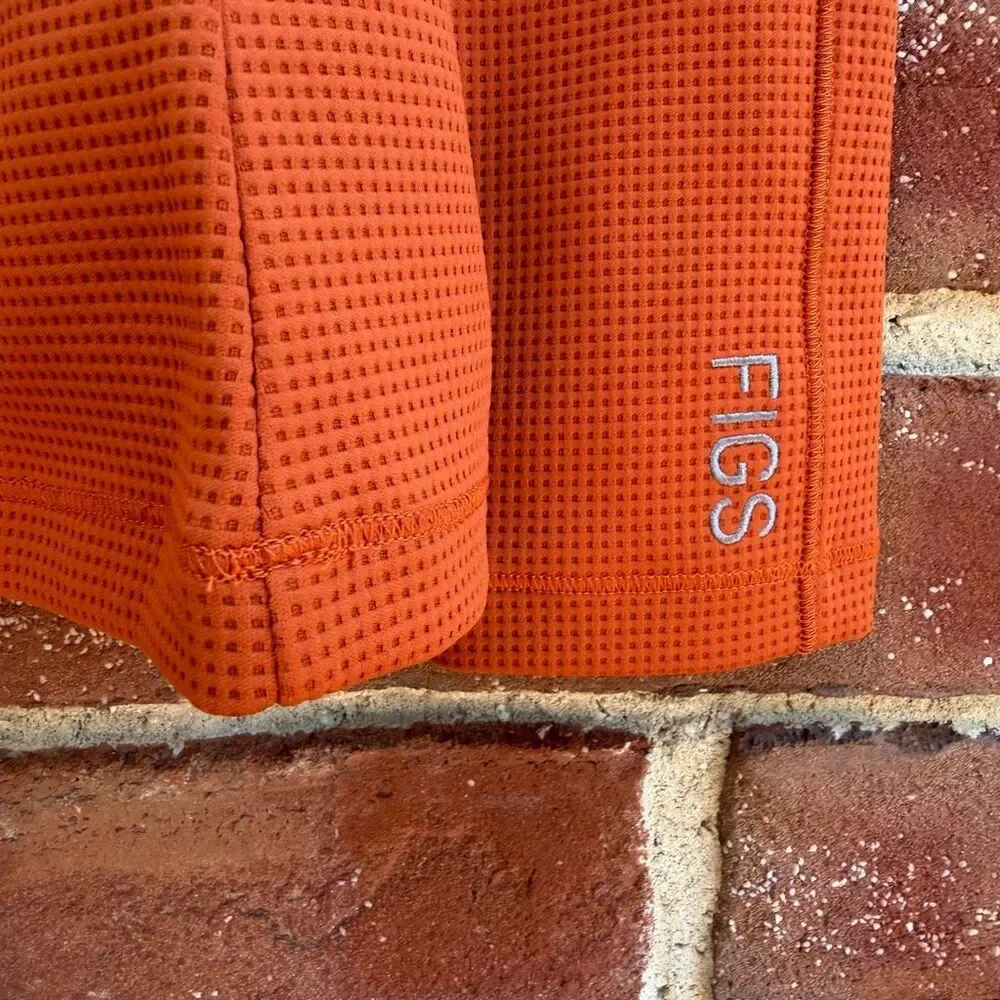 FIGS Waffle Knit Underscrub Crew Neck long sleeve orange Womens L NEW